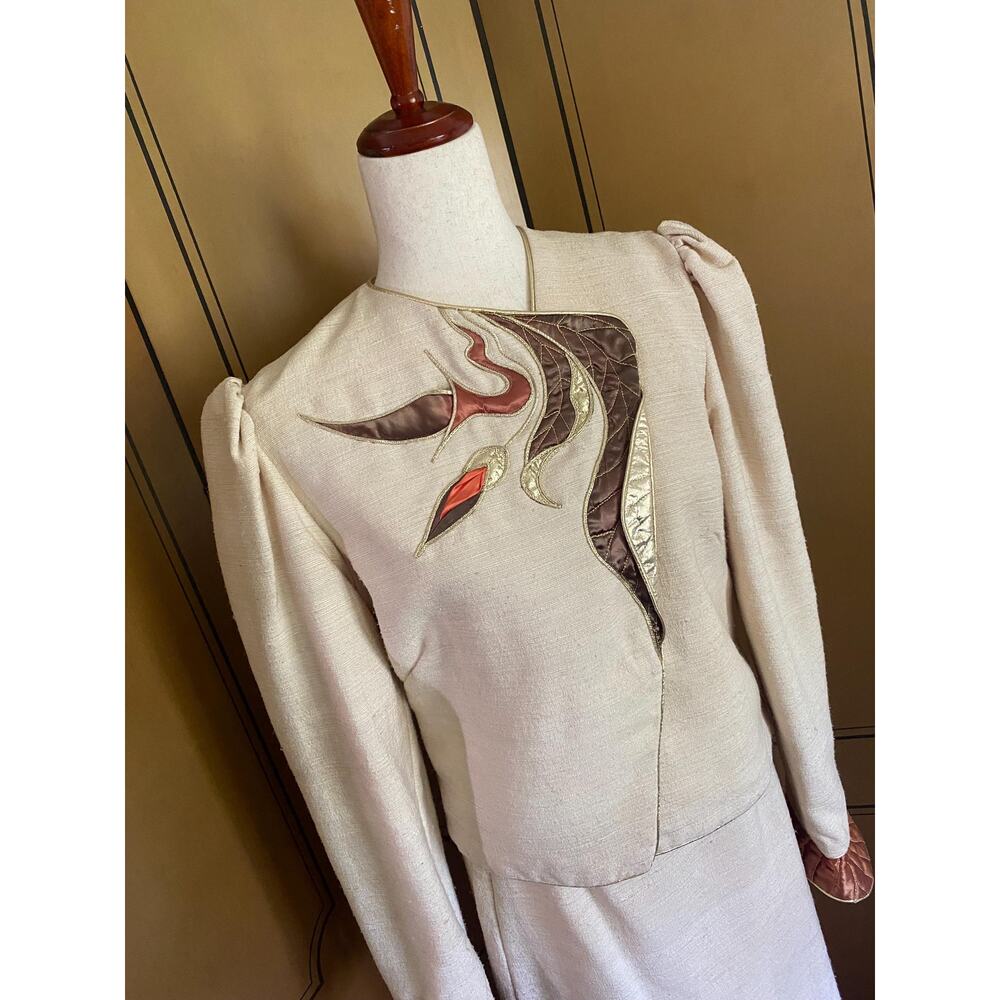 Vintage skirt suit in beige silk by Eugene Alexander, size 8